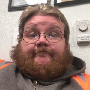 Meet your Posher, Devin